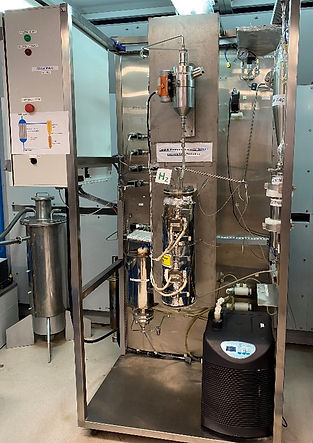 Catalytic membrane reactor